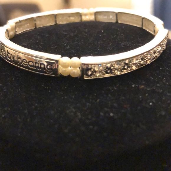 Faith comes by hearing the word of god on silver - Picture 3 of 5